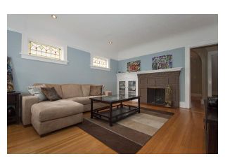 Photo 3: 2356 CHARLES Street in Vancouver: Grandview VE House for sale in "COMMERCIAL DRIVE" (Vancouver East)  : MLS®# V826451