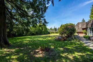 Photo 2: 8618 217A Street in Langley: Fort Langley House for sale in "Fort Langley" : MLS®# R2777688