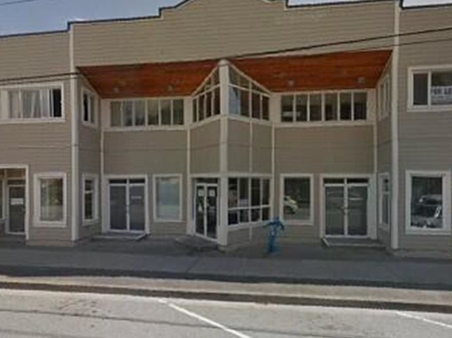 Main Photo: 38026 SECOND Avenue in Squamish: Downtown SQ Office for sale : MLS®# C8038568