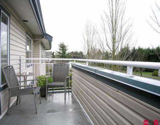 Photo 8: 15 5664 208TH ST in Langley: Langley City Townhouse for sale in "THE MEADOWS" : MLS®# F2601507