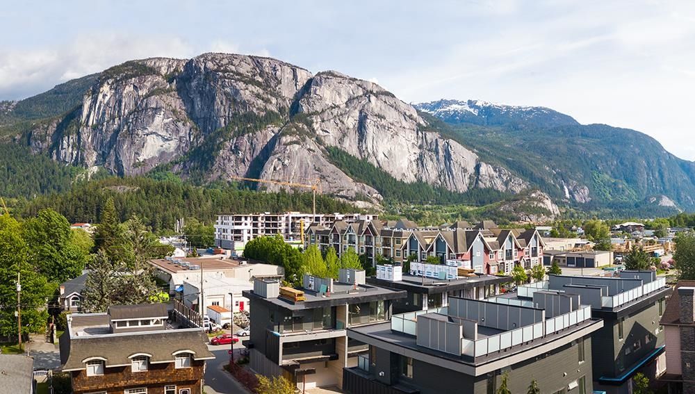Main Photo: 37940 FOURTH Avenue in Squamish: Downtown SQ Land for sale : MLS®# R2719944