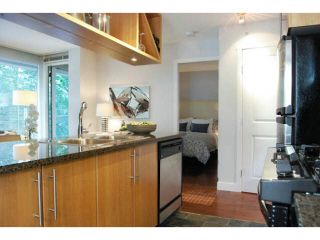 Photo 7: 202 1001 RICHARDS Street in Vancouver: Downtown VW Condo for sale in "MIRO" (Vancouver West)  : MLS®# V1084442