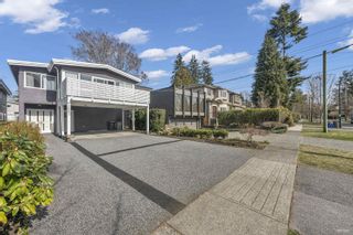 Photo 2: 2883 W 42ND Avenue in Vancouver: Kerrisdale House for sale (Vancouver West)  : MLS®# R2760640