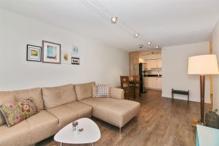 Photo 3: 306 212 FORBES Avenue in North Vancouver: Lower Lonsdale Condo for sale in "Forbes Manor" : MLS®# R2226892