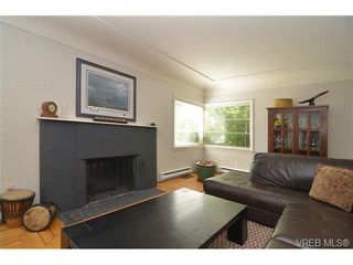 Photo 4: 2675 Cadboro Bay Rd in VICTORIA: OB Estevan House for sale (Oak Bay)  : MLS®# 672546