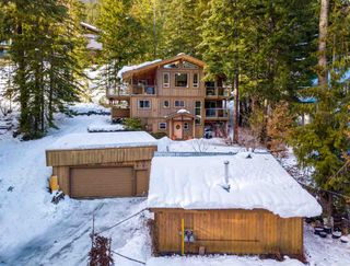 Photo 1: 8349 NEEDLES Drive in Whistler: Alpine Meadows House for sale in "ALPINE MEADOWS" : MLS®# R2328390