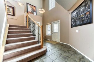 Photo 6: 335 Cresthaven Place SW in Calgary: Crestmont Detached for sale : MLS®# A2128298