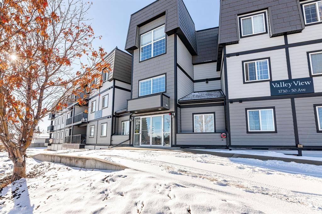 Main Photo: 106 3730 50 Avenue: Red Deer Apartment for sale : MLS®# A2024613