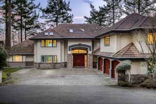 Photo 2: 4589 Balmacarra Rd in Saanich: SE Gordon Head House for sale (Saanich East)  : MLS®# 924389