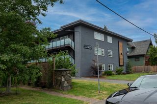 Photo 2: 860 Carrie St in Esquimalt: Es Esquimalt Multi Family for sale : MLS®# 921221