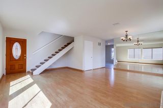 Photo 5: CROWN POINT Townhouse for sale : 2 bedrooms : 3825 Kendall St in San Diego
