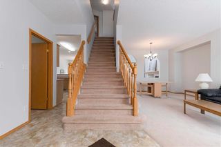 Photo 4: 35 Estabrook Cove in Winnipeg: River Park South Residential for sale (2F)  : MLS®# 202128214