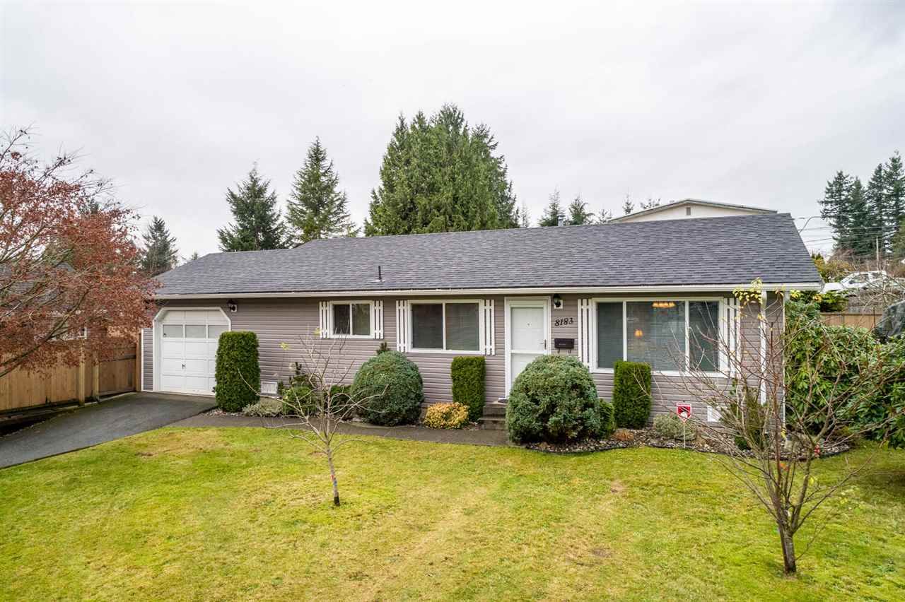 Main Photo: 8183 PHILBERT Street in Mission: Mission BC House for sale : MLS®# R2521774