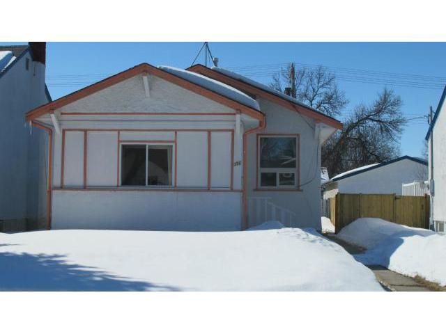 Main Photo:  in WINNIPEG: East Kildonan Residential for sale (North East Winnipeg)  : MLS®# 1305758