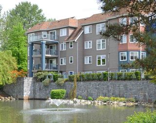 Photo 1: 104 1200 EASTWOOD Street in Coquitlam: North Coquitlam Condo for sale in "LAKESIDE TERRACE" : MLS®# R2072466