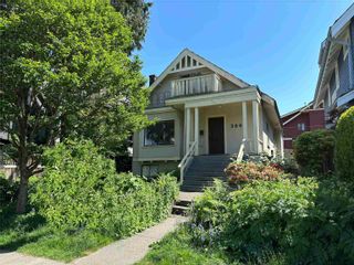 Main Photo: 3086 W 2ND Avenue in Vancouver: Kitsilano House for sale (Vancouver West)  : MLS®# R2771400