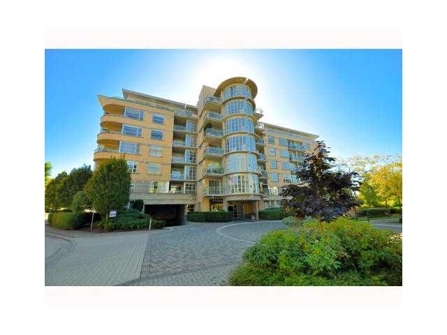 Main Photo: 305 2655 CRANBERRY Drive in Vancouver: Kitsilano Condo for sale (Vancouver West)  : MLS®# V989703