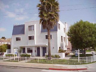 Photo 1: PACIFIC BEACH Residential for sale : 3 bedrooms : 4257 GRESHAM ST. in San Diego