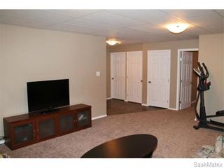 Photo 15: 803 Weisdorff Place: Warman Single Family Dwelling for sale (Saskatoon NW)  : MLS®# 537473