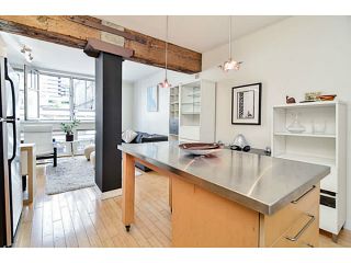 Photo 3: 304 1072 HAMILTON Street in Vancouver: Yaletown Condo for sale in "CRANDALL BUILDING" (Vancouver West)  : MLS®# V1064027
