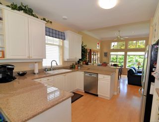 Photo 2: 1335 Saturna Dr in Parksville: PQ Parksville Row/Townhouse for sale (Parksville/Qualicum)  : MLS®# 909507