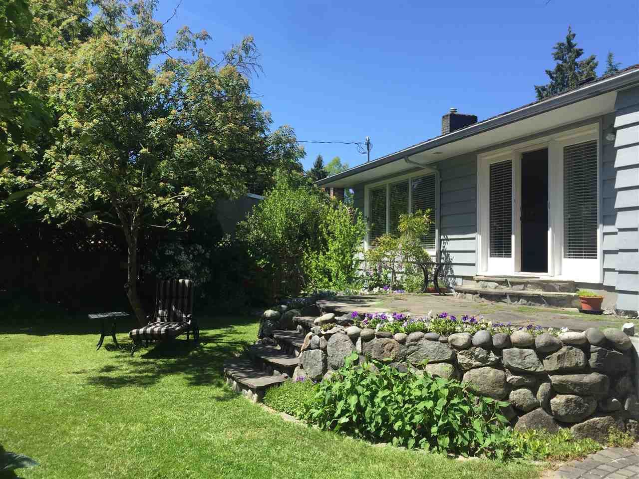 Main Photo: 4852 QUEENSLAND Road in Vancouver: University VW House for sale in "Little Australia" (Vancouver West)  : MLS®# R2256757