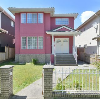 Photo 1: 4465 SKEENA Street in Vancouver: Renfrew Heights House for sale (Vancouver East)  : MLS®# R2876855
