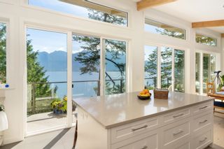 Photo 12: 1429 EAGLE CLIFF Road: Bowen Island House for sale : MLS®# R2677335