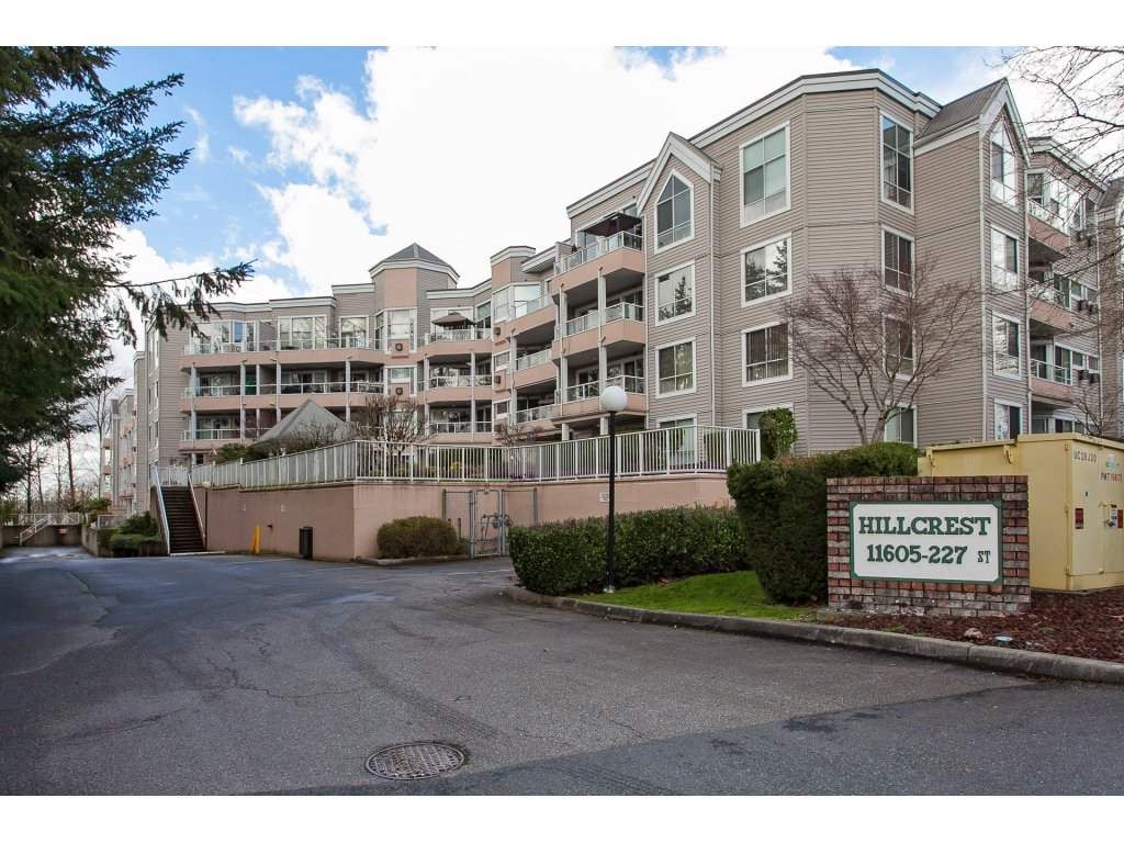 Main Photo: 401 11605 227 Street in Maple Ridge: East Central Condo for sale in "HILLCREST" : MLS®# R2256428