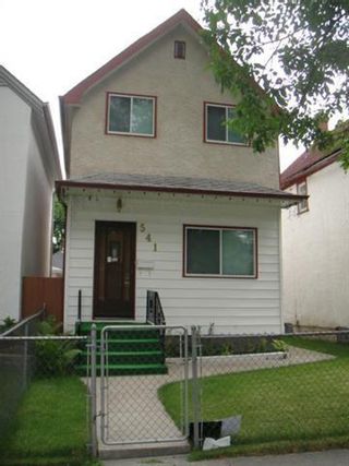 Photo 2: 541 Toronto Street in Winnipeg: West End Residential for sale (5A)  : MLS®# 202303860