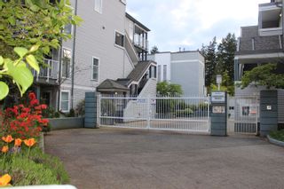 Photo 2: 16 7345 SANDBORNE Avenue in Burnaby: South Slope Townhouse for sale (Burnaby South)  : MLS®# R2864321