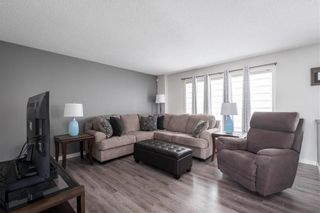 Photo 5: 77 Wainwright Crescent in Winnipeg: River Park South Residential for sale (2F)  : MLS®# 202212152