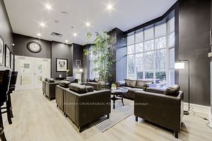 Photo 27: 705 11 Thorncliffe Park Drive in Toronto: Thorncliffe Park Condo for sale (Toronto C11)  : MLS®# C8172282