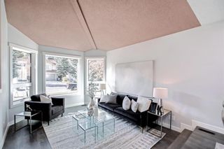 Photo 3: 2736 Signal Hill Drive SW in Calgary: Signal Hill Detached for sale : MLS®# A1154731