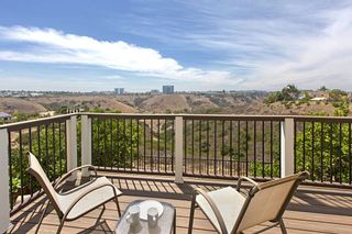 Photo 1: SAN DIEGO House for sale : 4 bedrooms : 5623 Glenstone Way