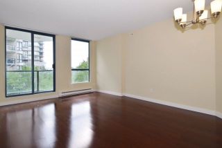 Photo 8: 402 838 AGNES Street in New Westminster: Downtown NW Condo for sale : MLS®# R2221116