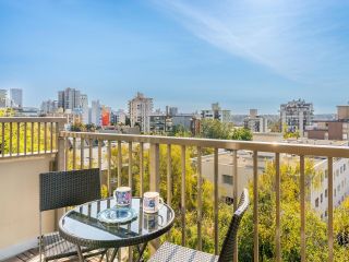 Photo 3: 808 1251 CARDERO Street in Vancouver: West End VW Condo for sale in "Surfcrest" (Vancouver West)  : MLS®# R2732926