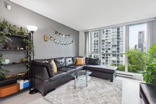 Photo 7: 806 1408 STRATHMORE Mews in Vancouver: Yaletown Condo for sale in "West One" (Vancouver West)  : MLS®# R2900452