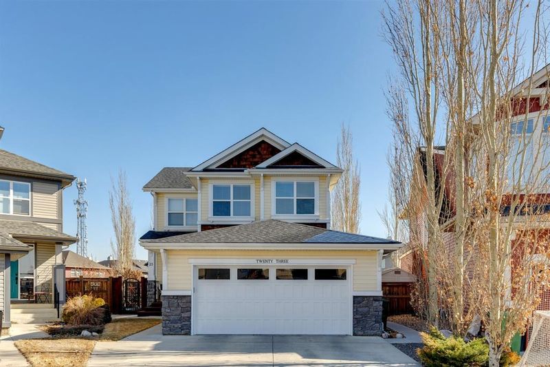 FEATURED LISTING: 23 Autumn Place Southeast Calgary