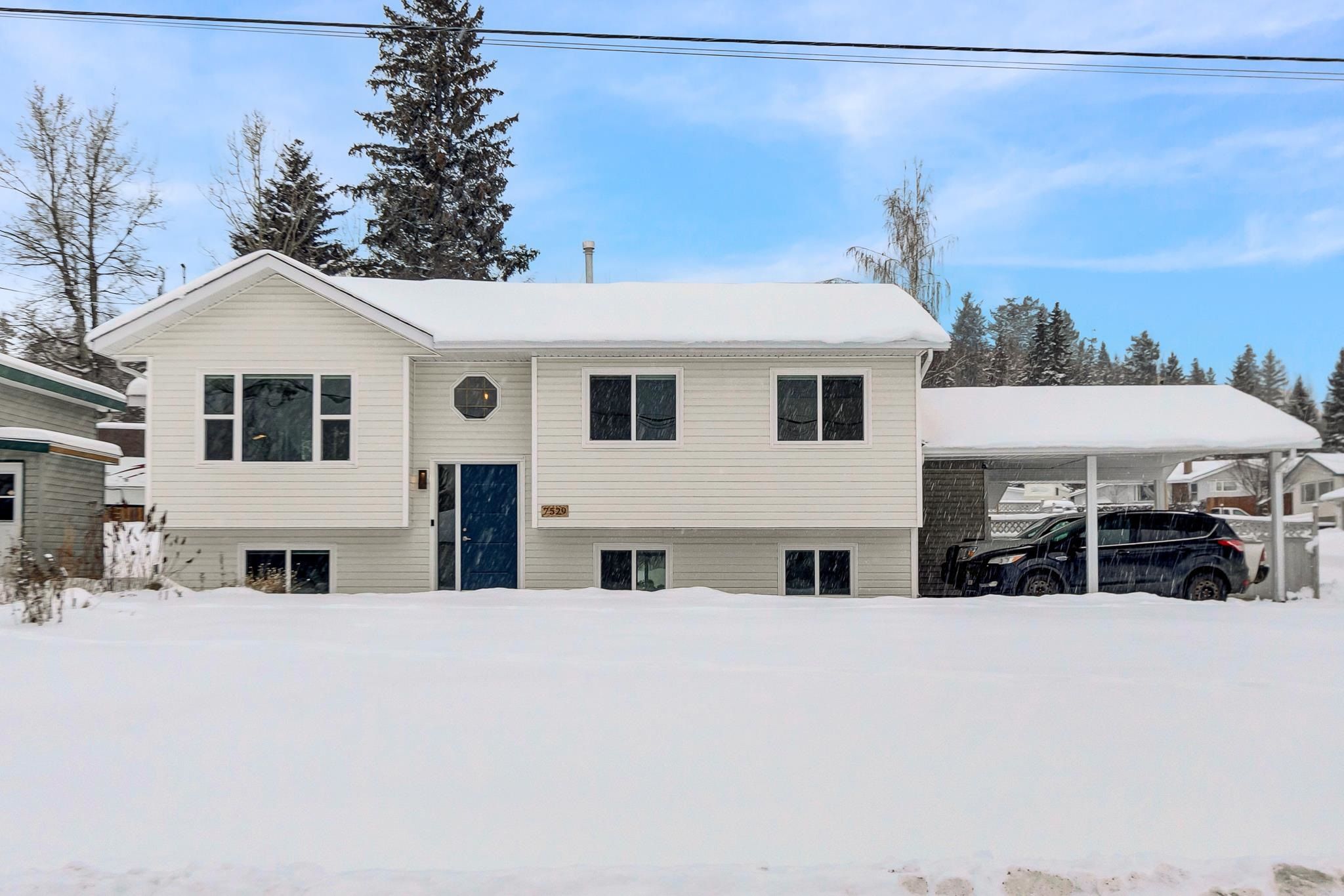 Main Photo: 7529 MILLER Crescent in Prince George: Lafreniere & Parkridge House for sale (PG City South West)  : MLS®# R2843022