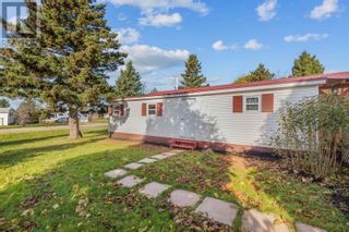 Photo 2: 743 Starling Street in Summerside: House for sale : MLS®# 202324245