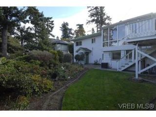 Photo 19: 2882 Wyndeatt Ave in VICTORIA: SW Gorge House for sale (Saanich West)  : MLS®# 516813