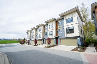 Photo 4: 5 1968 NORTH PARALLEL Road in Abbotsford: Abbotsford East Townhouse for sale in "PARALLEL NORTH" : MLS®# R2867629