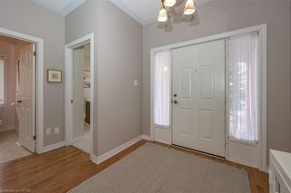 Photo 5: 8 50 NORTHUMBERLAND Road in London: North L Residential for sale (North)  : MLS®# 40201450