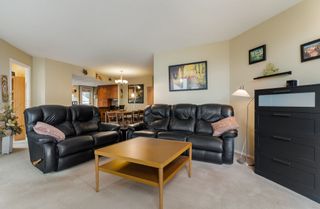 Photo 3: 701 71 JAMIESON Court in New Westminster: Fraserview NW Condo for sale in "Palace Quay" : MLS®# R2759525