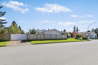 Photo 4: 5032 208A Street in Langley: Langley City House for sale : MLS®# R2875024