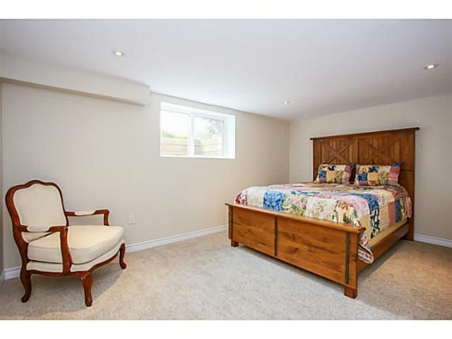 Photo 20: Photos: 219 HURONIA Road in Barrie: House for sale