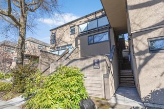 Photo 2: 681 MOBERLY Road in Vancouver: False Creek Townhouse for sale in "False Creek Village" (Vancouver West)  : MLS®# R2863972