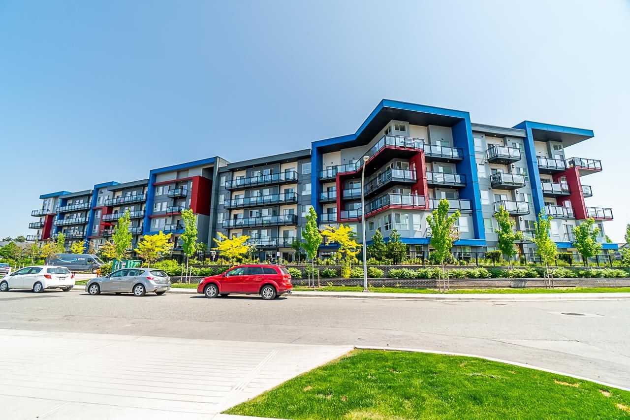 Main Photo: 319 5486 199A Street in Langley: Langley City Condo for sale in "Ezekiel" : MLS®# R2781098