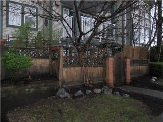 Photo 8: # 102 1915 E GEORGIA ST in Vancouver: Hastings Condo for sale (Vancouver East)  : MLS®# V1041242